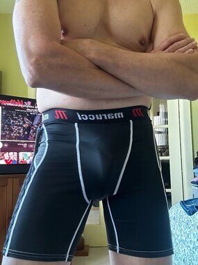 Brand New w/Tags MARUCCI Men’s ELITE Padded Slider COMPRESSION SHORTS Size M